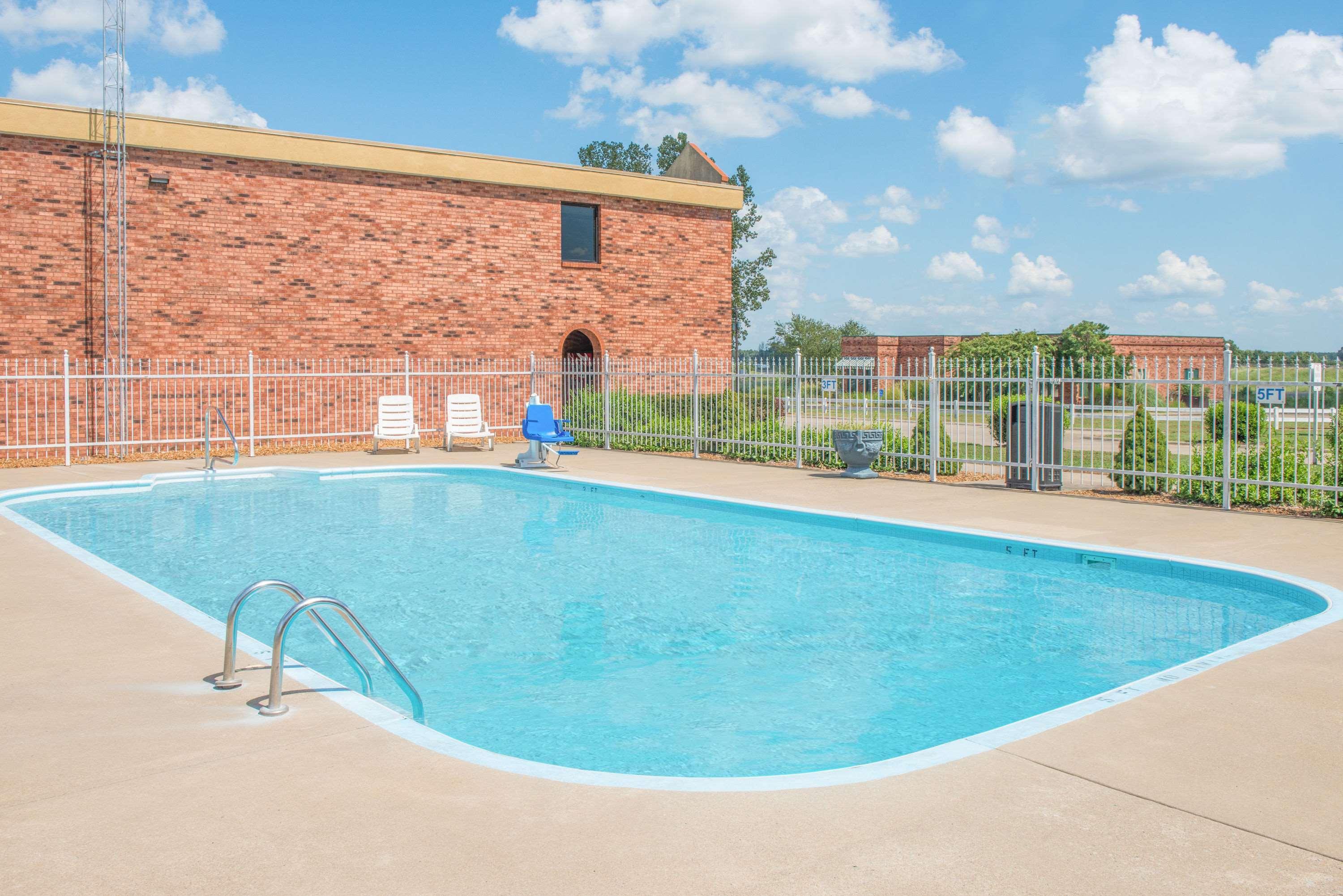 Days Inn By Wyndham Calvert City - Paducah East Exterior foto
